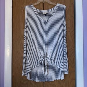 Black and White Striped V Neck Tie Hem Tank Top Size Large